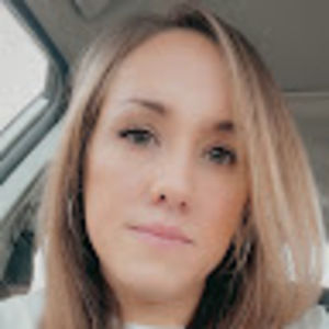Meet your Posher, Laurie